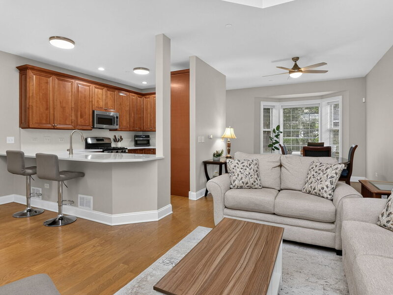 1205 Charleston Court Westmont IL 60559
