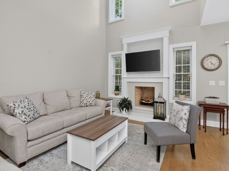 1205 Charleston Court Westmont IL 60559
