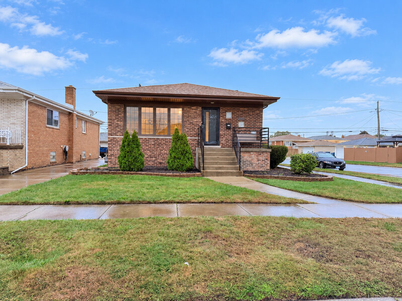365 Marquette Avenue Calumet City IL 60409