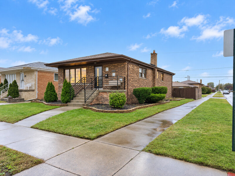 365 Marquette Avenue Calumet City IL 60409