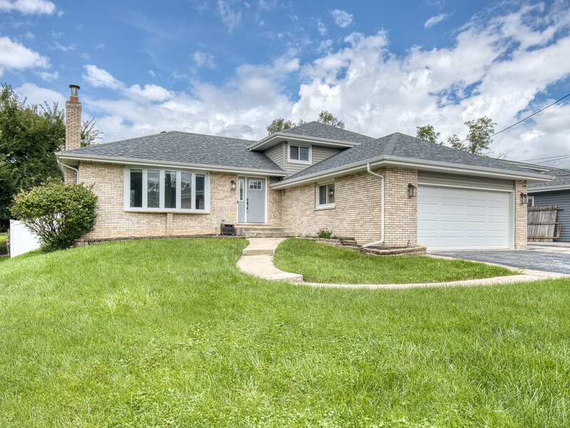 17008 Forest Avenue Oak Forest IL 60452
