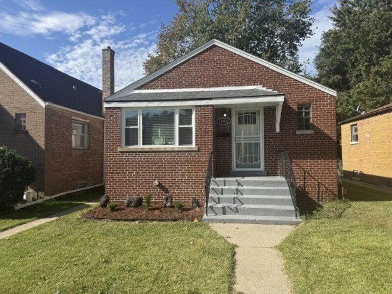 12432 S Normal Avenue Chicago IL 60628