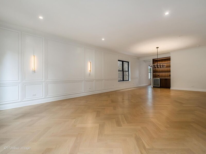3714 N Claremont Avenue Chicago IL 60618