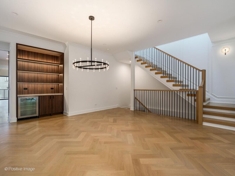 3714 N Claremont Avenue Chicago IL 60618
