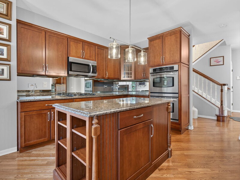 199 Dorset Avenue Oswego IL 60543