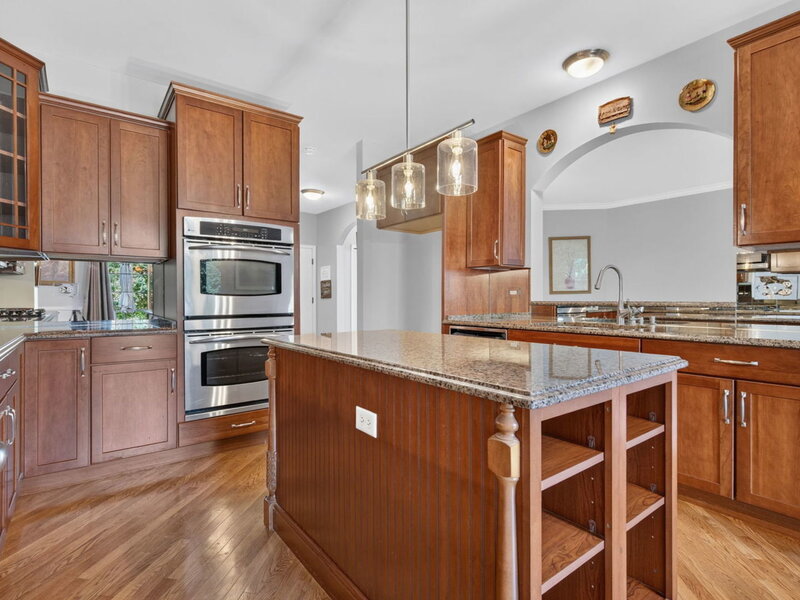 199 Dorset Avenue Oswego IL 60543