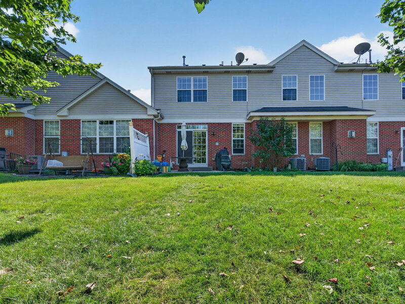199 Dorset Avenue Oswego IL 60543