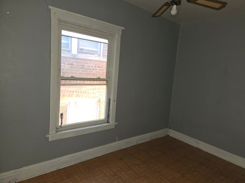 10554 S Avenue L Street Chicago IL 60617