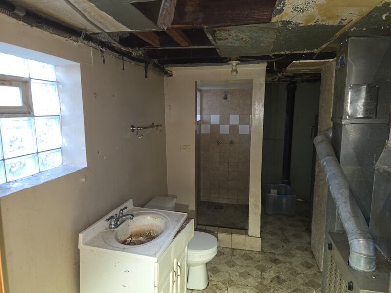 10554 S Avenue L Street Chicago IL 60617