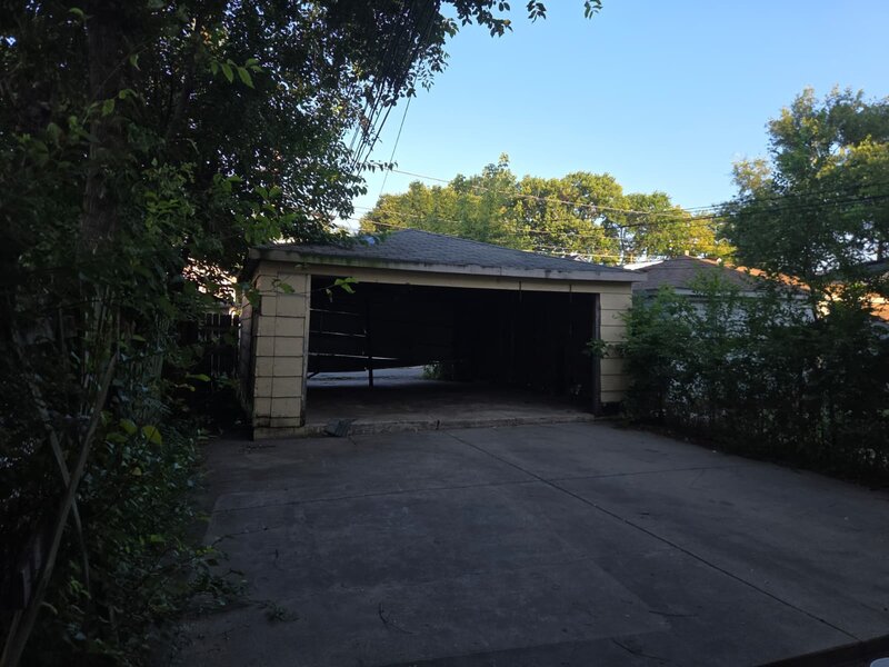 10554 S Avenue L Street Chicago IL 60617