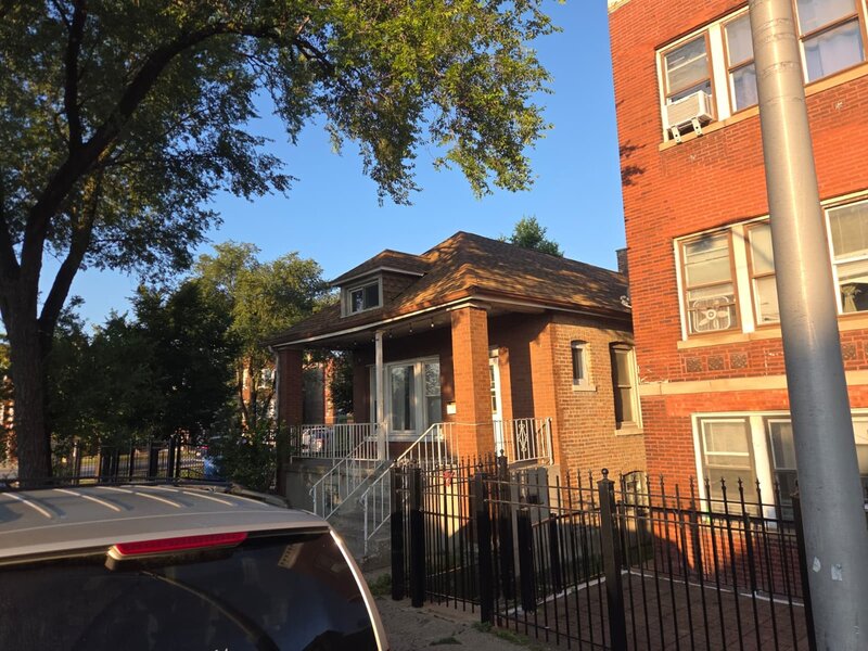 10554 S Avenue L Street Chicago IL 60617