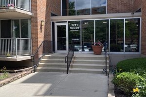 Photo of 2211 S Stewart Avenue Lombard IL 60148 Unit 1C