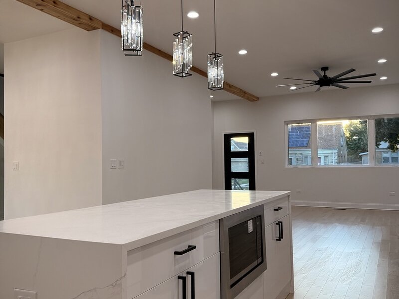 10835 S Parnell Avenue Chicago IL 60628