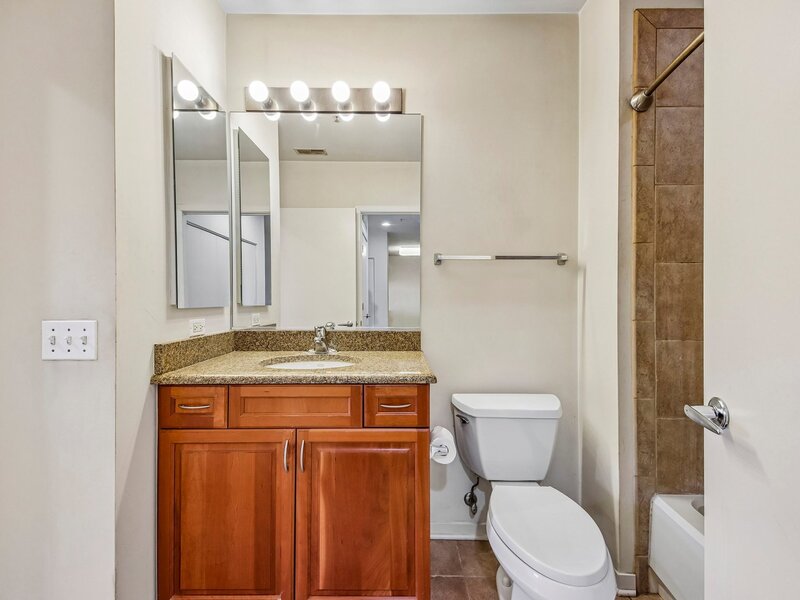 7243 Madison Street Forest Park IL 60130