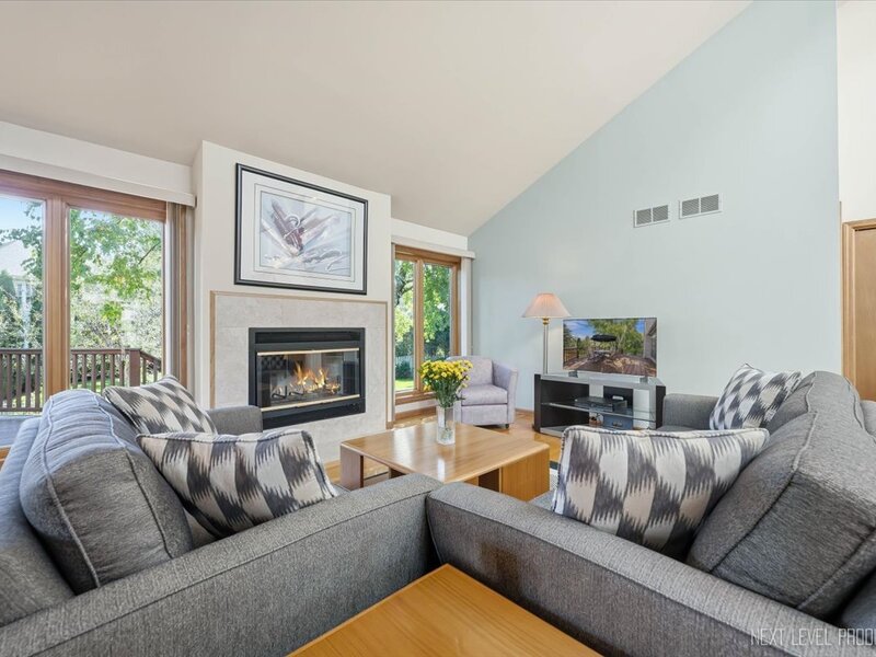 3809 Hagen Court Woodridge IL 60517