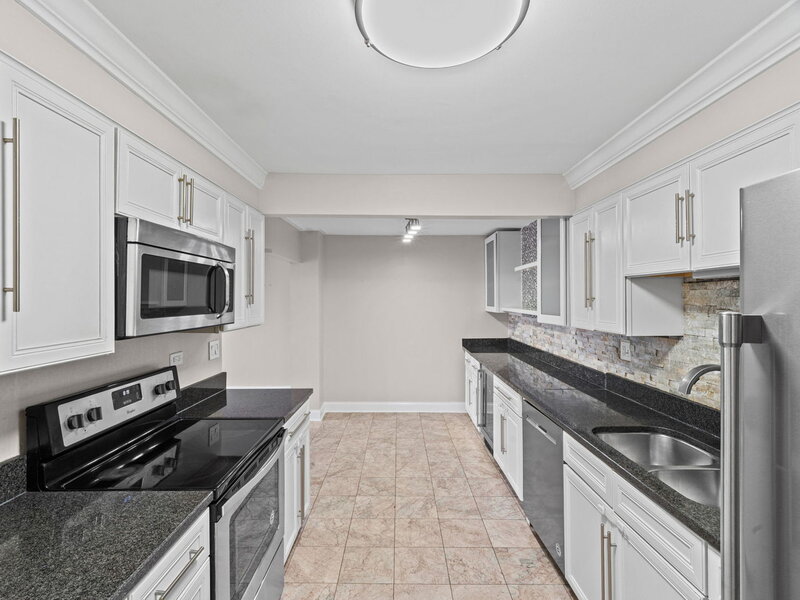 1747 W Crystal Lane Mount Prospect IL 60056