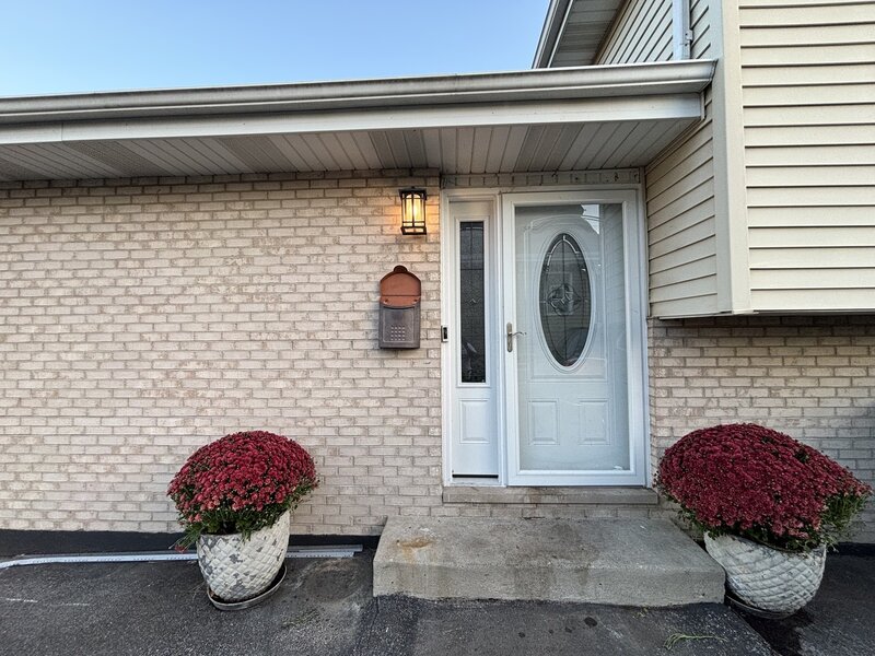 16141 Evans Avenue South Holland IL 60473