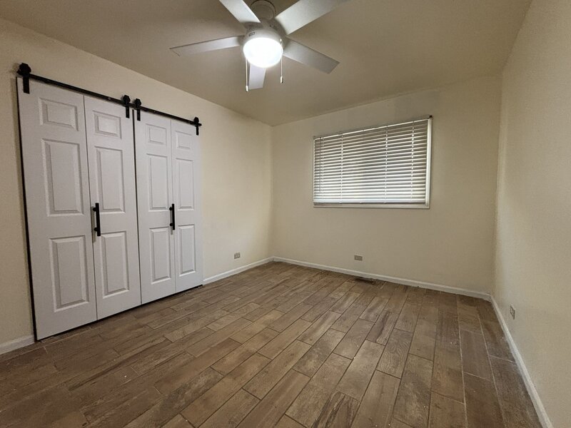 16141 Evans Avenue South Holland IL 60473