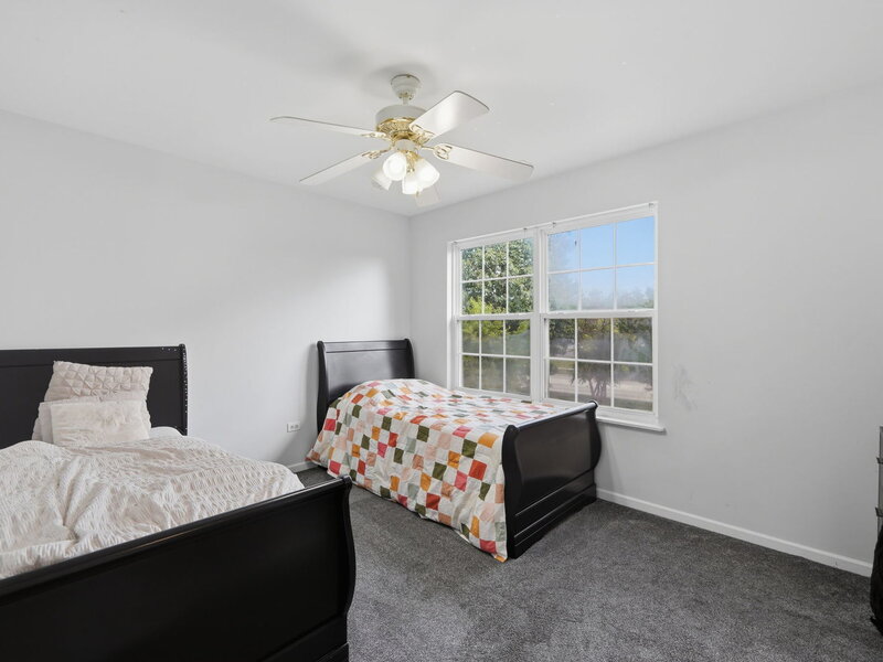4 Claridge Court Bolingbrook IL 60440