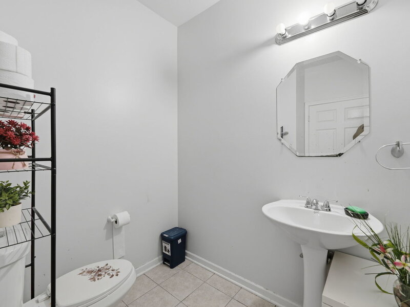 4 Claridge Court Bolingbrook IL 60440