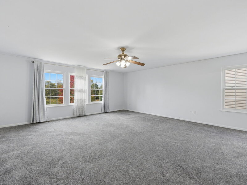 4 Claridge Court Bolingbrook IL 60440