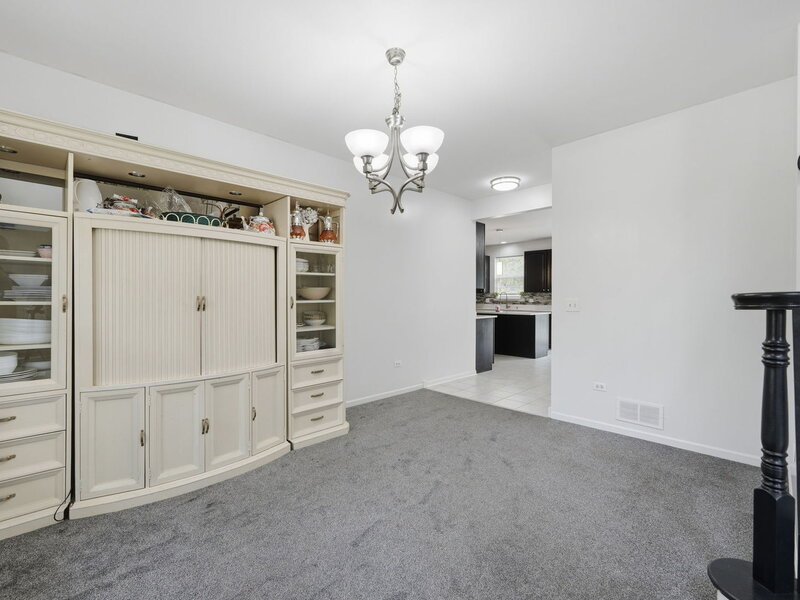 4 Claridge Court Bolingbrook IL 60440