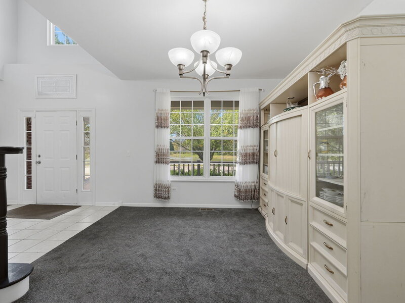 4 Claridge Court Bolingbrook IL 60440