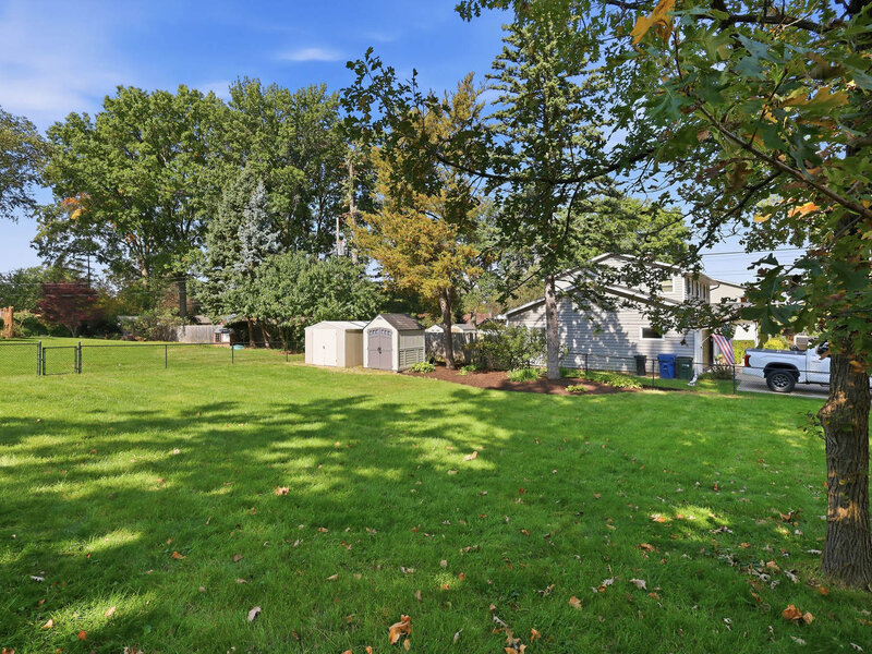 2438 E Columbia Avenue Davenport IA 52803
