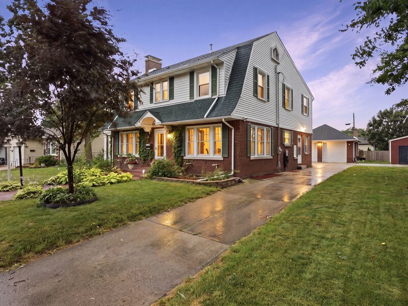 186 N Du Bois Avenue Elgin IL 60123