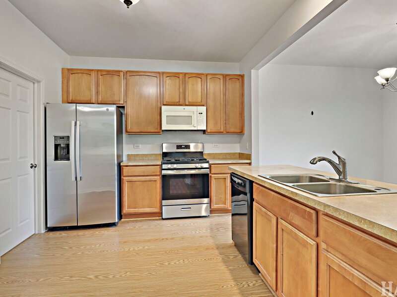 1041 Carrick Road Mchenry IL 60050