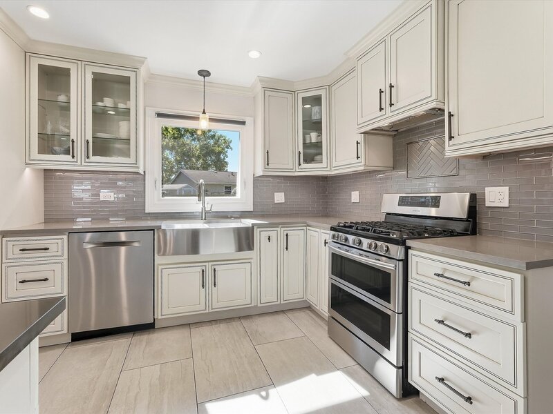 748 Milbeck Court Elk Grove Village IL 60007