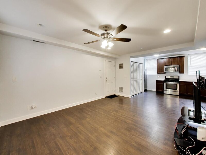 1340 W Greenleaf Avenue Chicago IL 60626