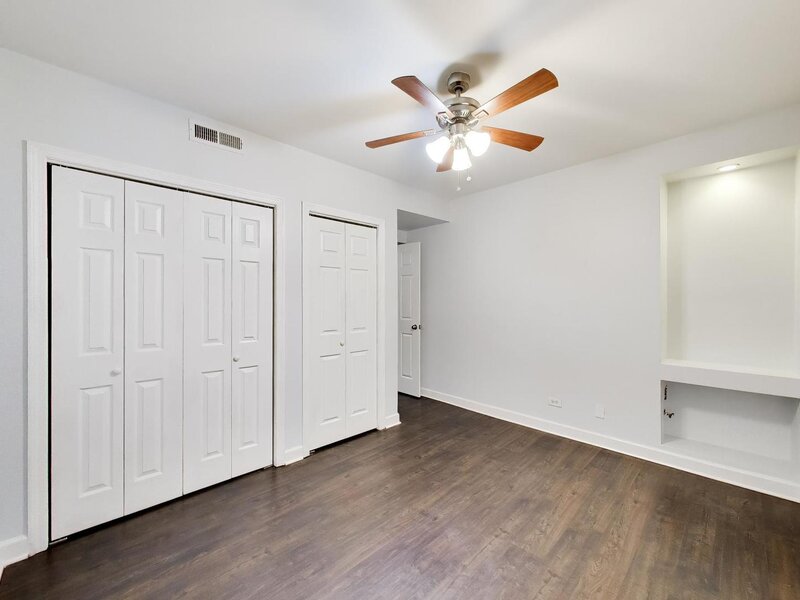 1340 W Greenleaf Avenue Chicago IL 60626