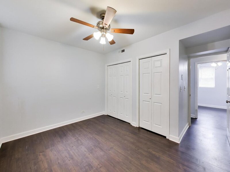 1340 W Greenleaf Avenue Chicago IL 60626