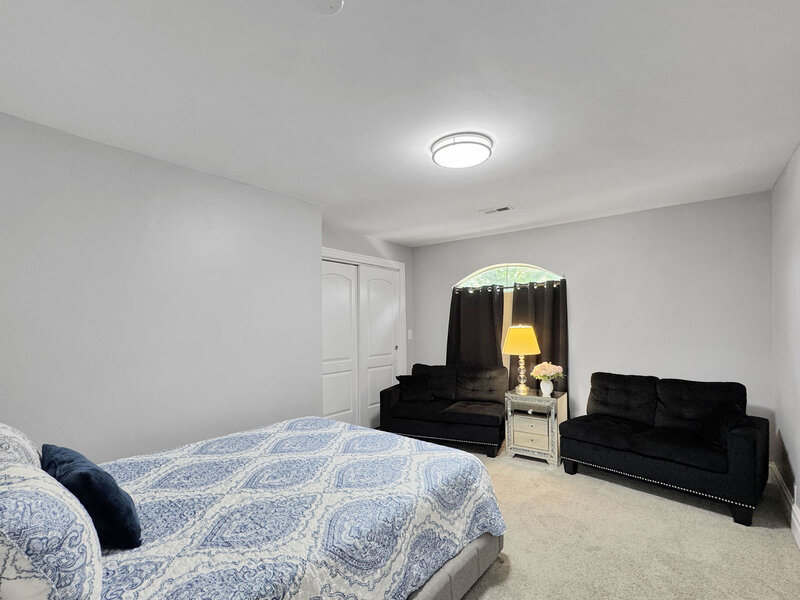 10644 S Peoria Street Chicago IL 60643