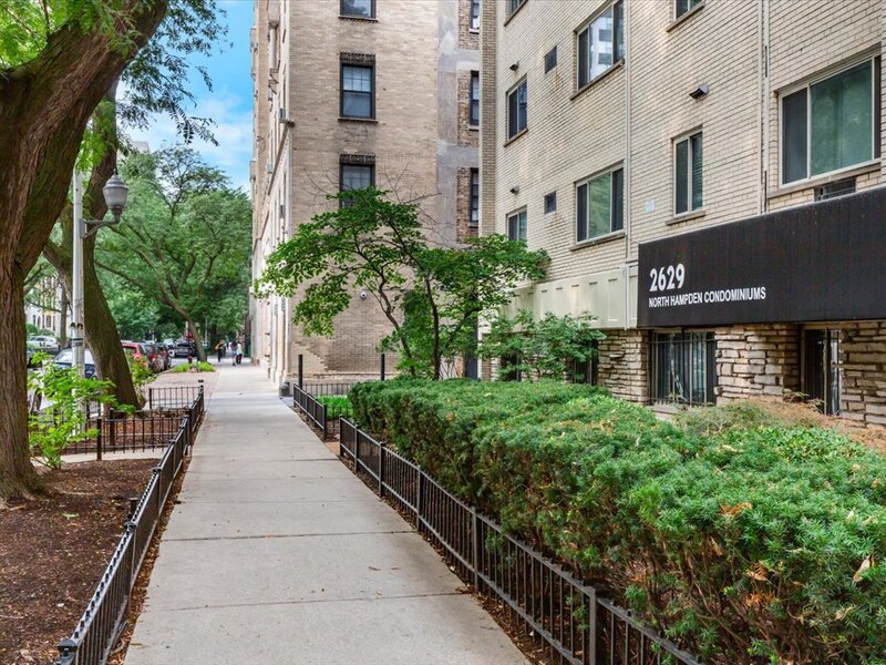 2629 N Hampden Court Chicago IL 60614