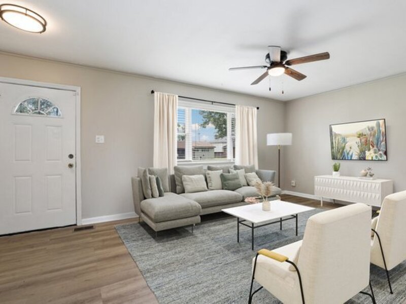 16432 Sawyer Avenue Markham IL 60428