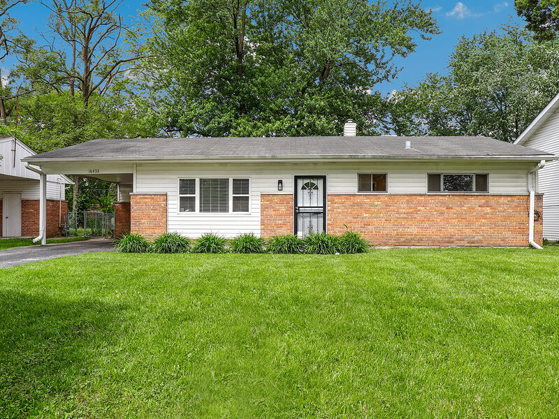 16432 Sawyer Avenue Markham IL 60428