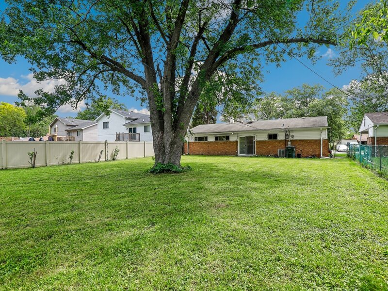16432 Sawyer Avenue Markham IL 60428