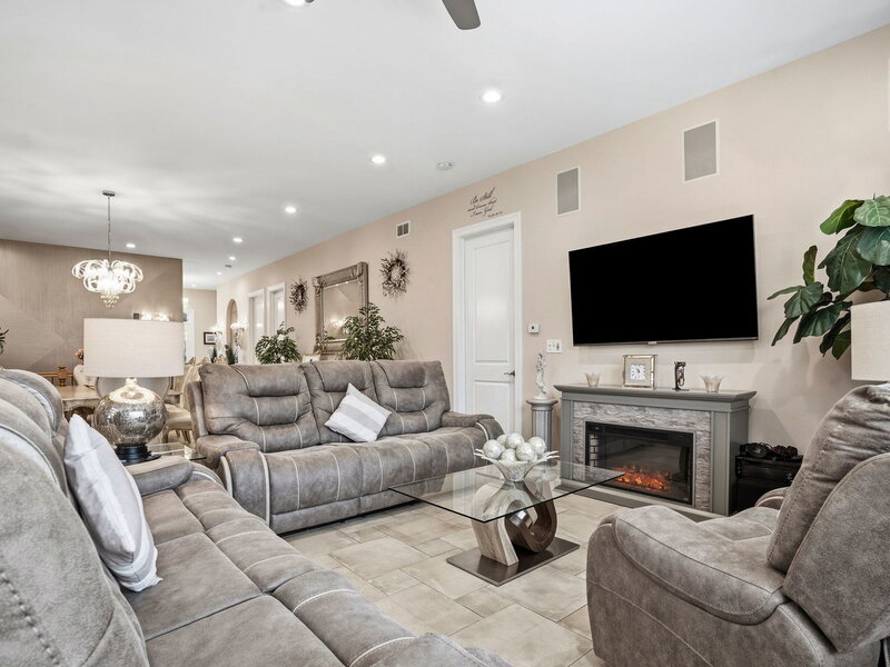 109 Rose Drive Bloomingdale IL 60108