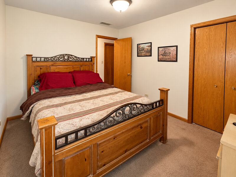 14405 S Troy Avenue Posen IL 60469