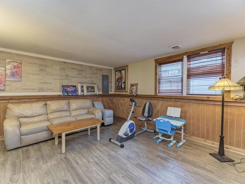 258 Cunningham Lane Bloomingdale IL 60108