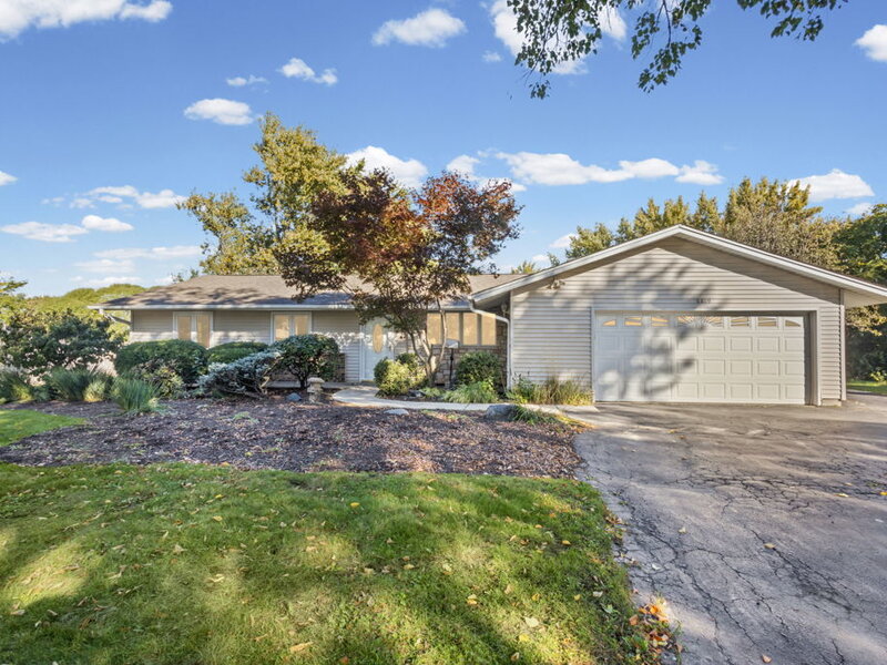 6819 Kincaid Court Woodridge IL 60517