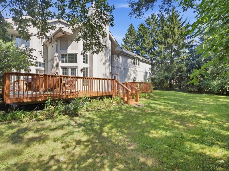 351 Willowood Lane Willowbrook IL 60527