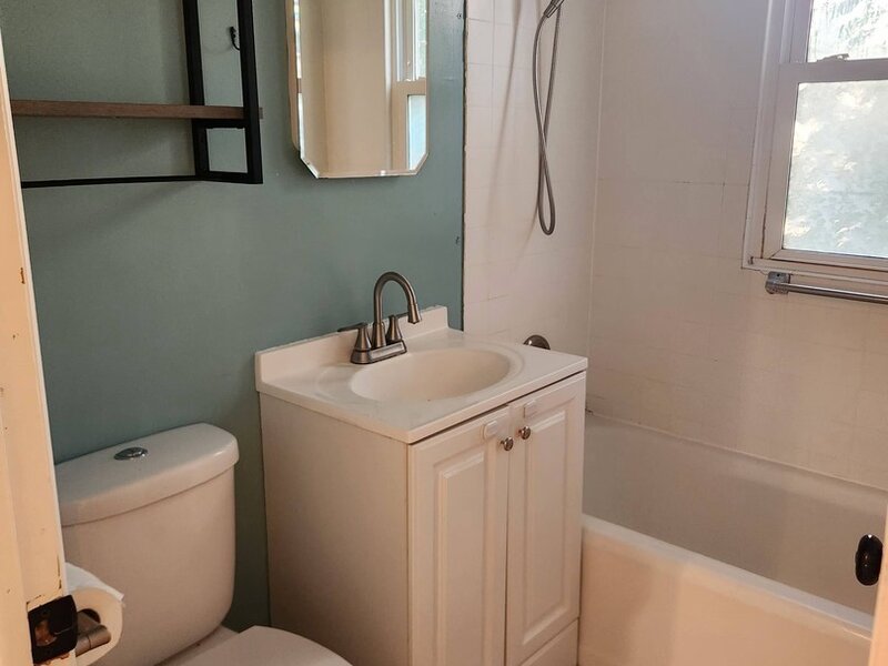 32 Arlington Lane Fox Lake IL 60020