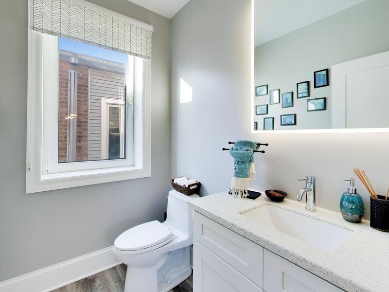 4531 N Wolcott Avenue Chicago IL 60640