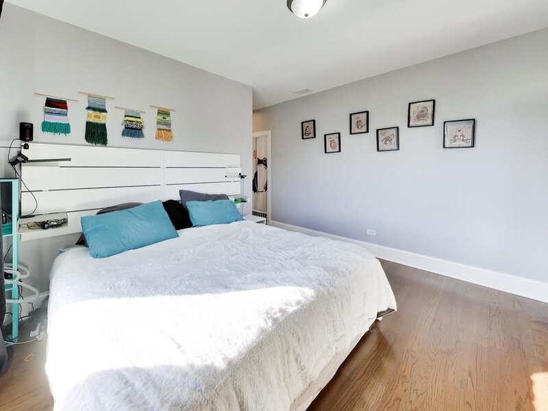 4531 N Wolcott Avenue Chicago IL 60640