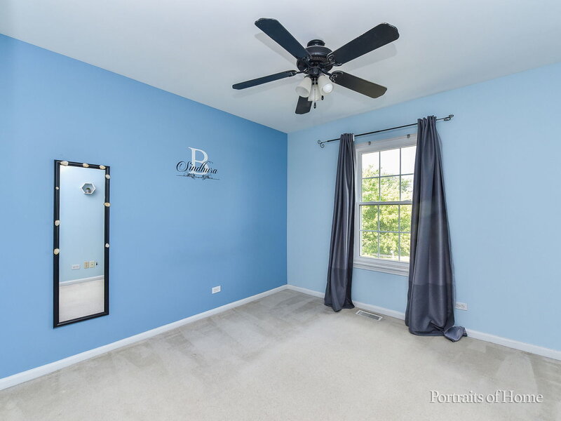 1302 Dunbarton Drive Aurora IL 60502
