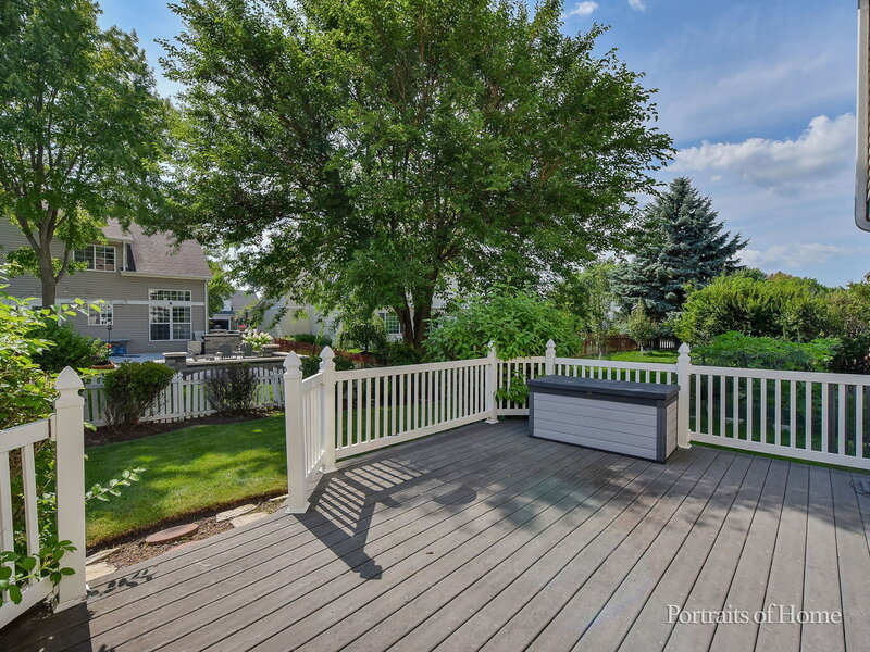 1302 Dunbarton Drive Aurora IL 60502