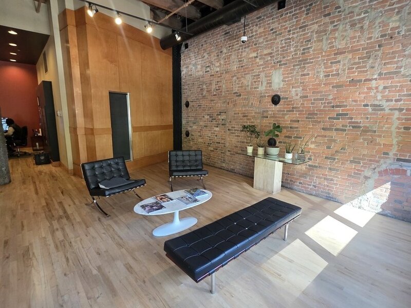 226 N Clinton Street Chicago IL 60661